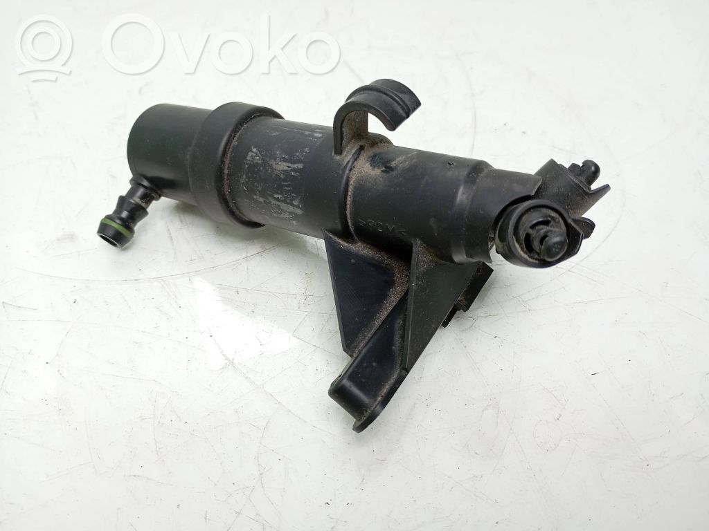 Headlight washer spray nozzle   250604,15523