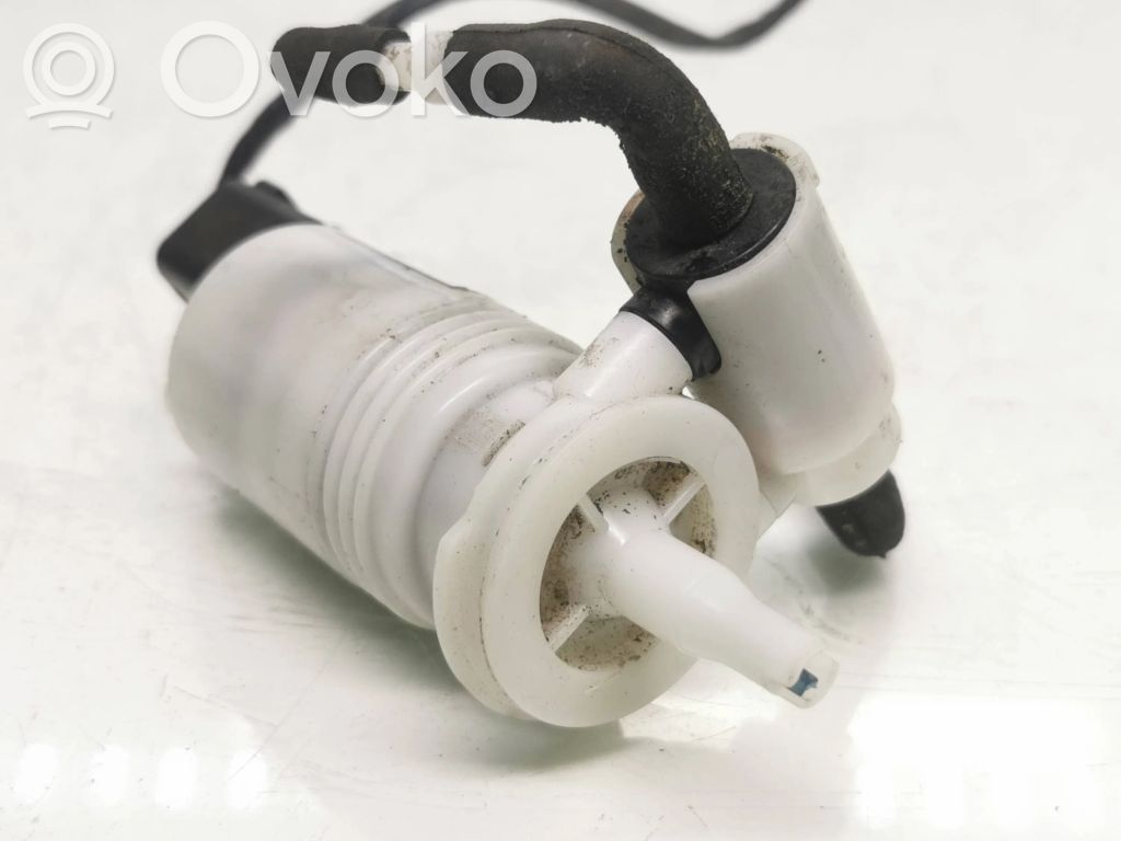 Mini One - Cooper R50 - 53 Windshield washer spray nozzle 