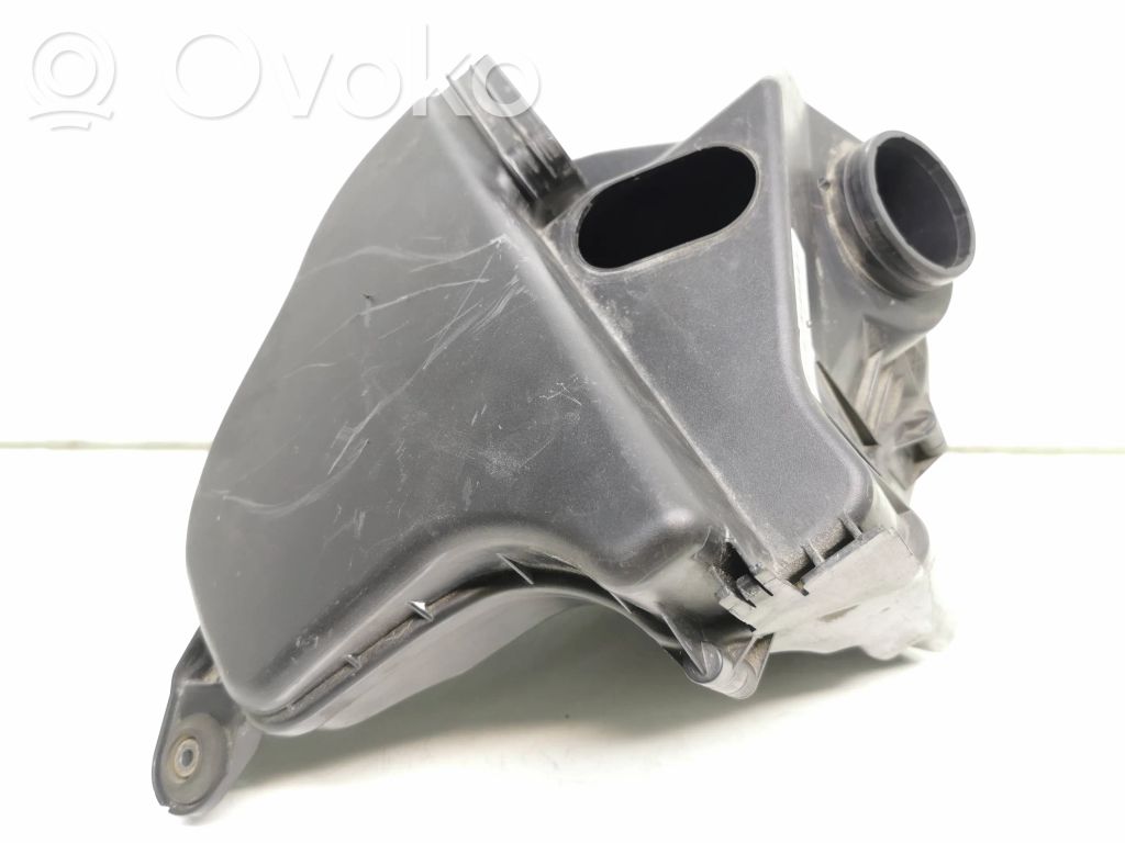 Air filter box   7524412,13717524412,7567174,13717567174