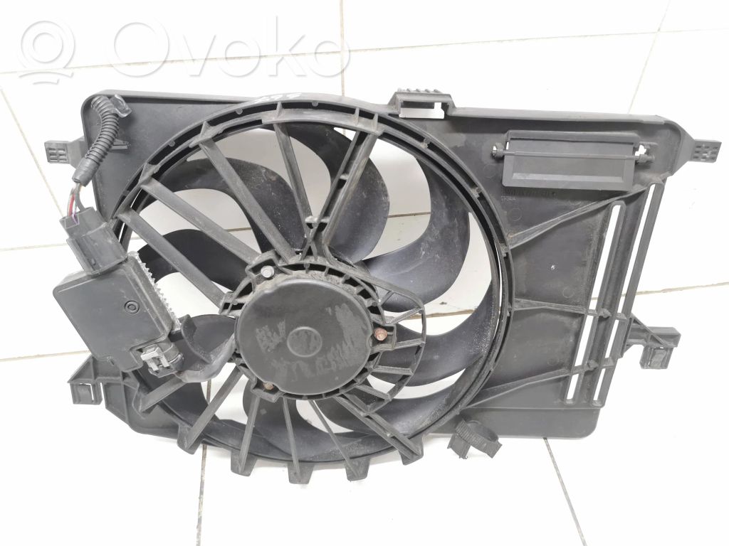 Ford Focus Electric radiator cooling fan 