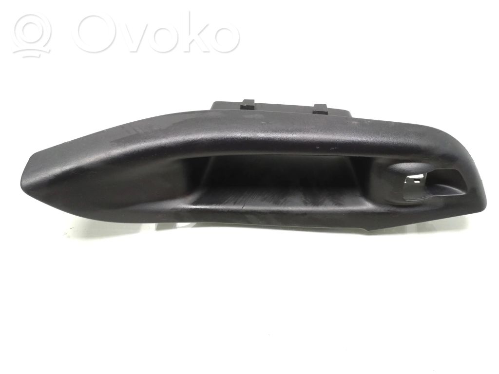 Ford Focus Rear door window switch trim 
