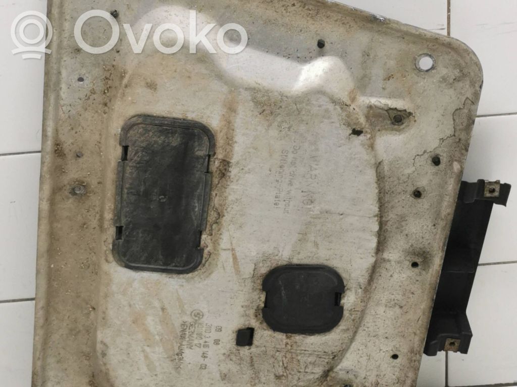 BMW X3 E83 Engine splash shield/under tray 