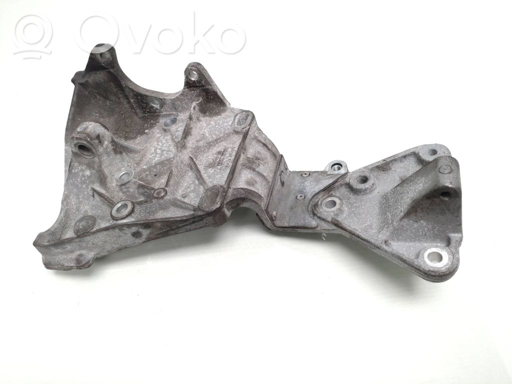 Volvo S80 Soporte de montaje del compresor de A/C 