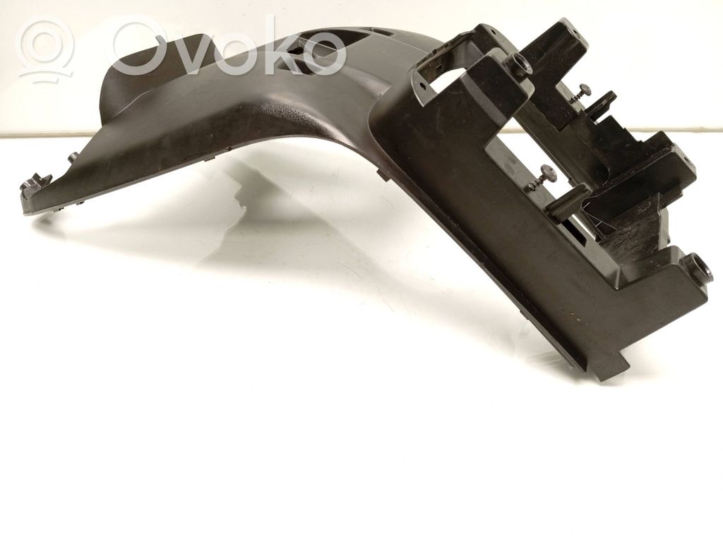 Volvo XC70 Kita centrinė konsolės (tunelio) detalė 