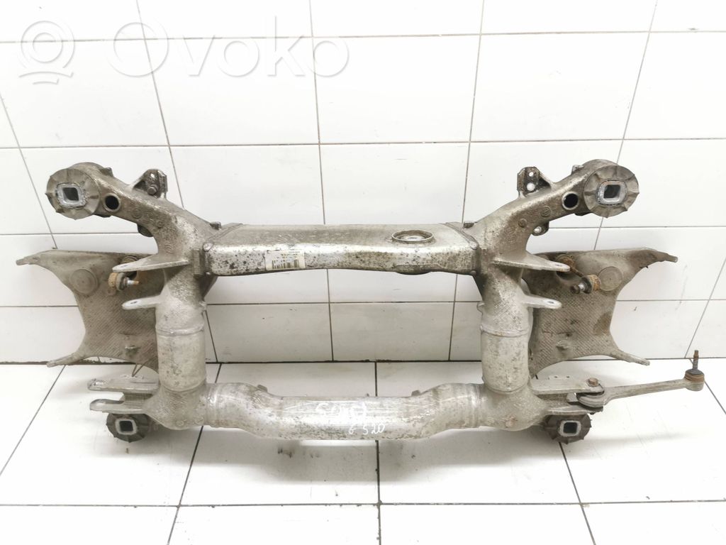 BMW 5 E60 E61 Galinis traversas 