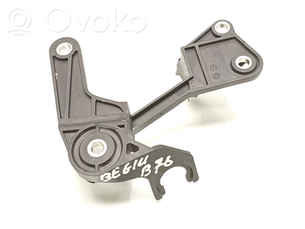 Gear shift cable bracket   31325391