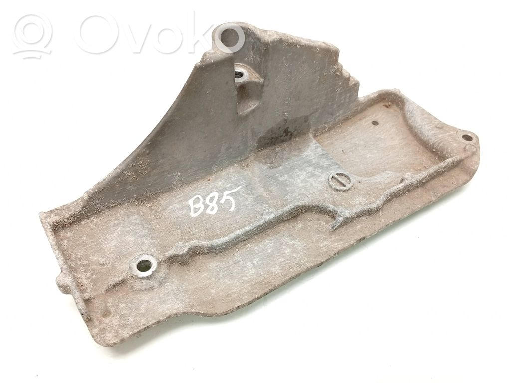 Engine mounting bracket