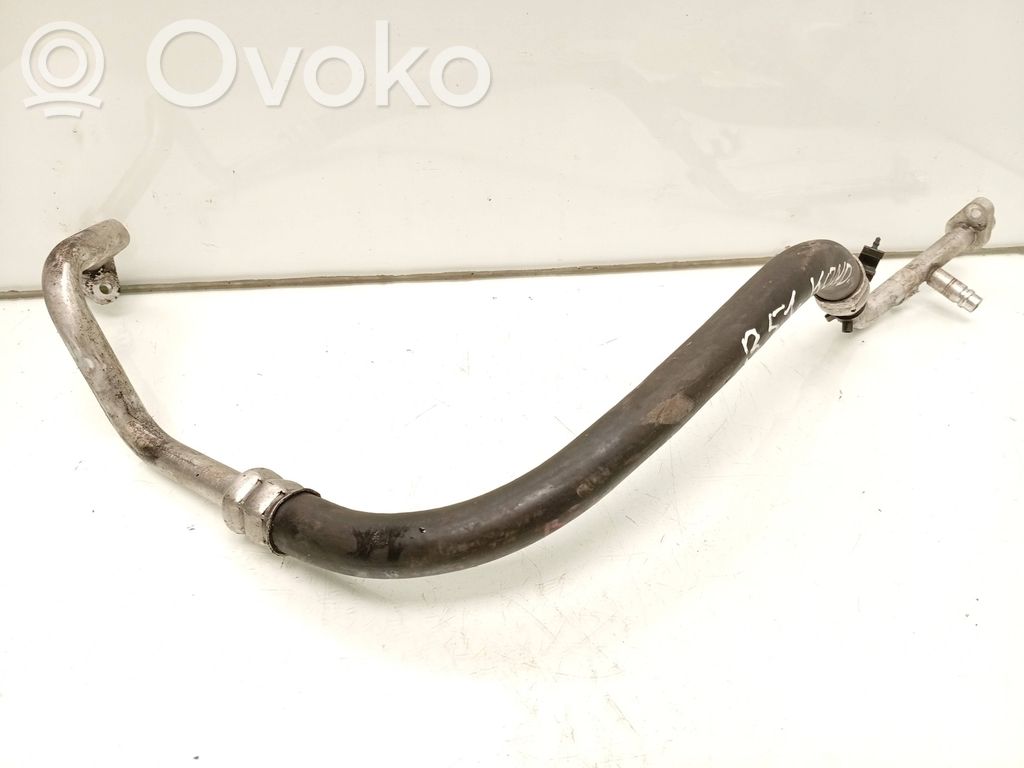 Renault Megane III Ilmastointilaitteen putki (A/C) 