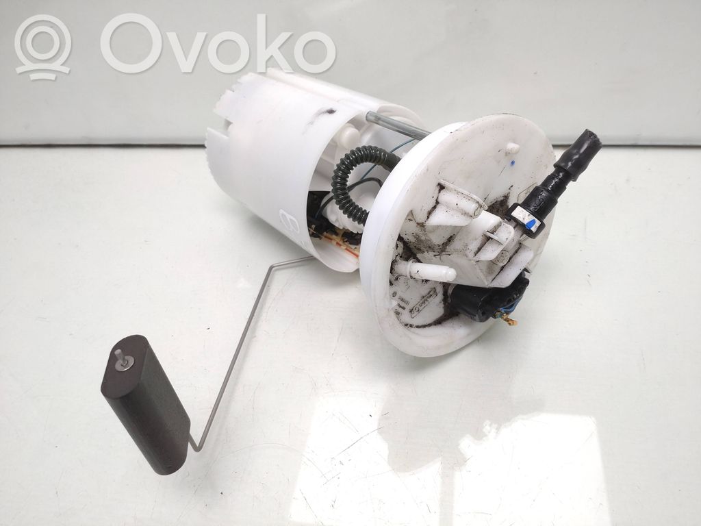 Volvo V40 Bomba interna de combustible 