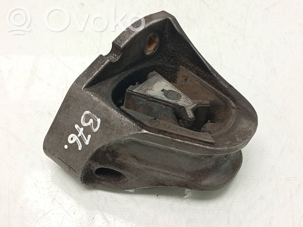Volvo V40 Gearbox mount 