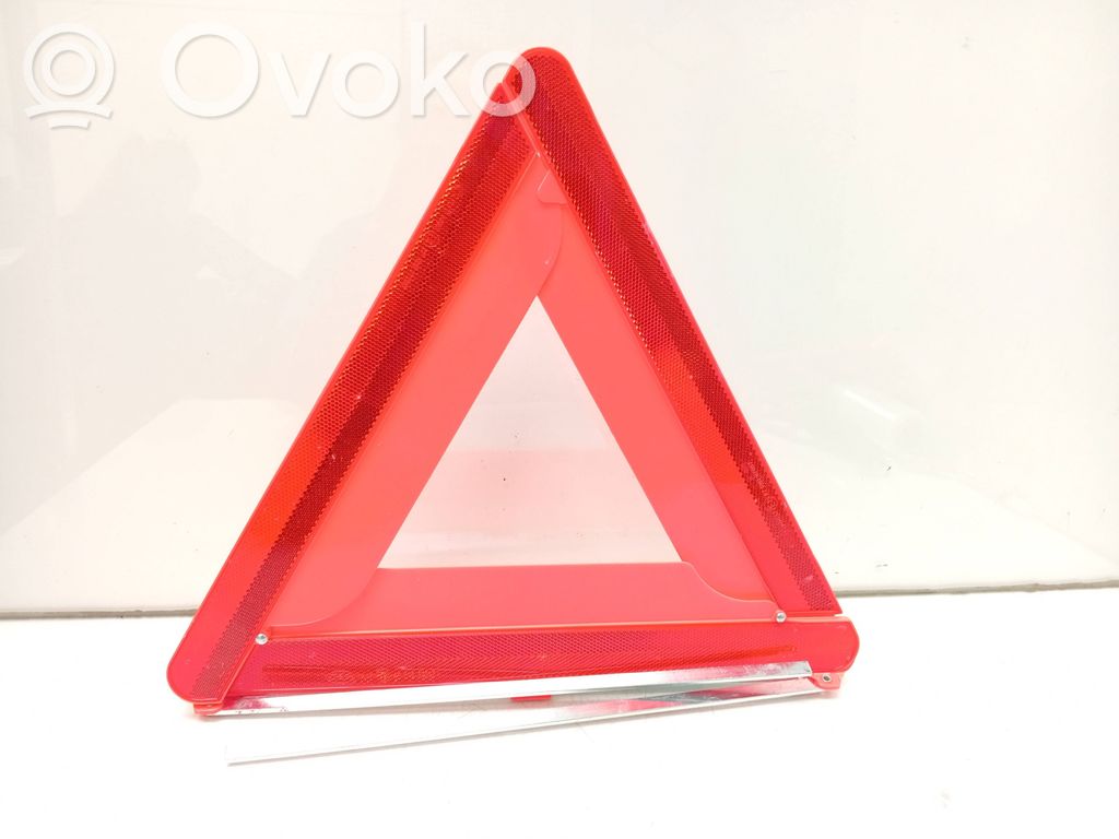 Varoituskolmio   27R0307067