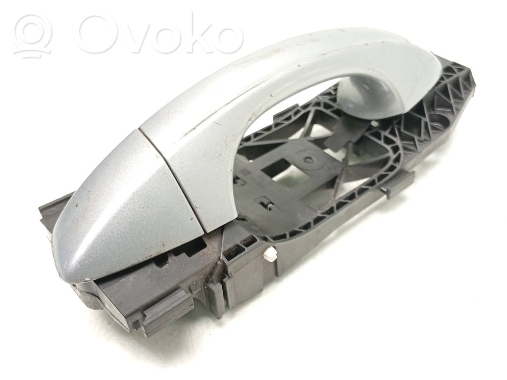 Manecilla externa puerta trasera   5G0837205N,5G0839167D,5N0838885H,5G0837205N,5G0839167D