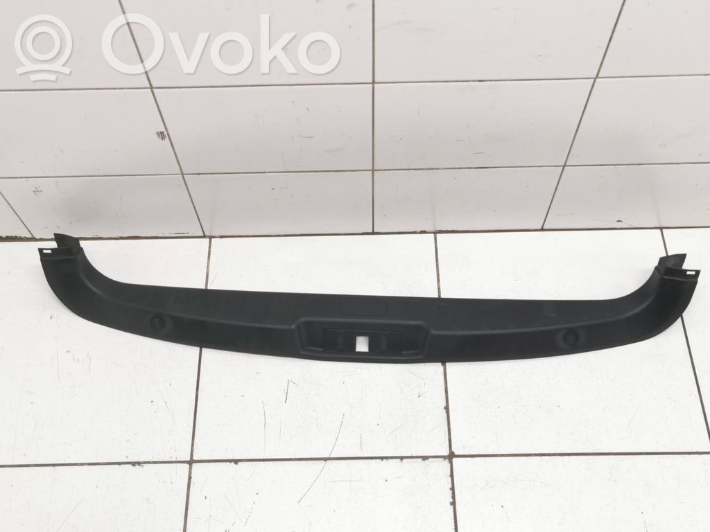 BMW 5 GT F07 Osłona pasa bagażnika 