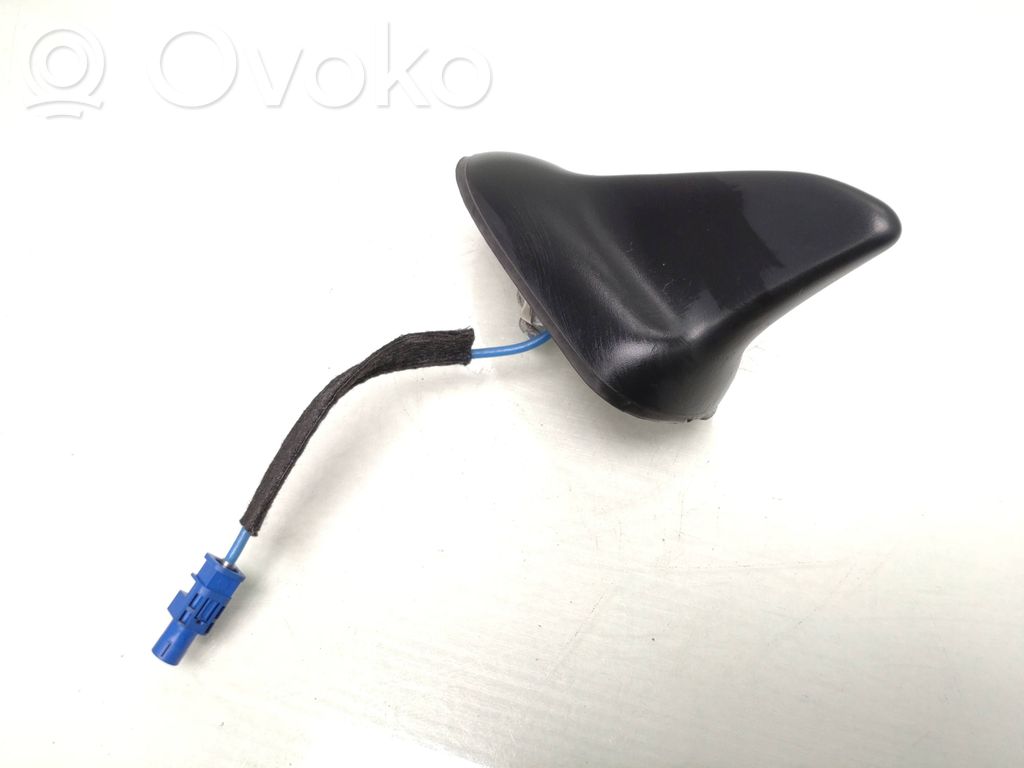 Opel Astra K GPS-pystyantenni 