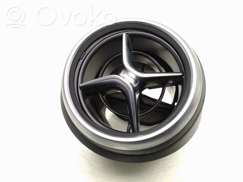Mercedes-Benz A W176 Grilă ventilație/ramă laterală bord 
