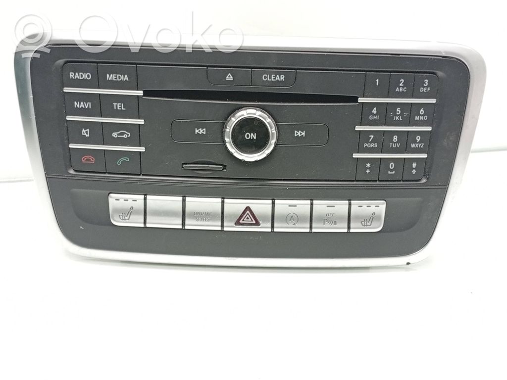 Mercedes-Benz A W176 Panel / Radioodtwarzacz CD/DVD/GPS 