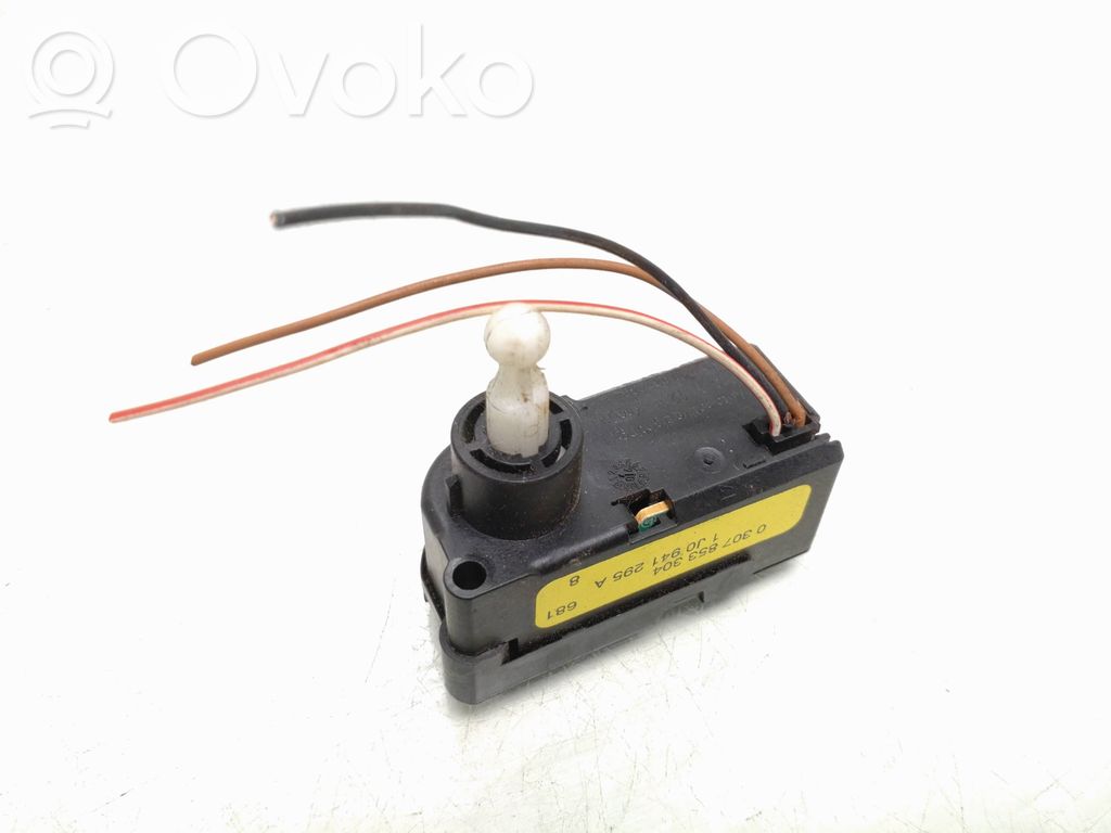 Audi A4 S4 B7 8E 8H Motorino di regolazione assetto fari