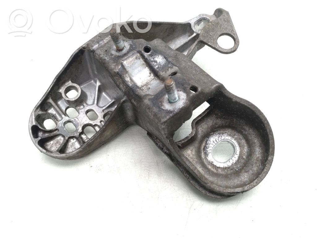 Suport motor   8E0199351