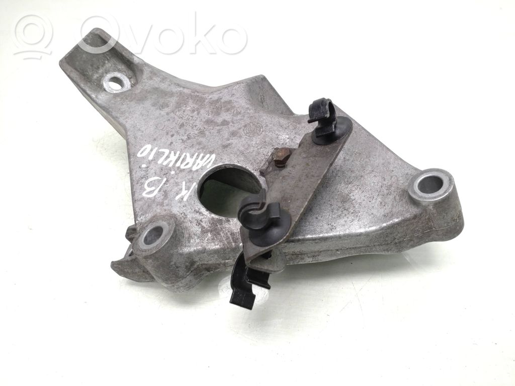 BMW 1 E81 E87 Engine mounting bracket 