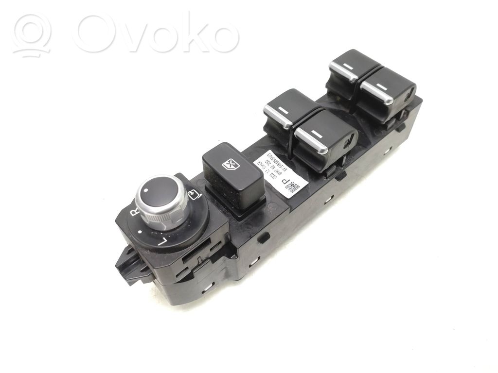 Mazda 6 Electric window control switch 