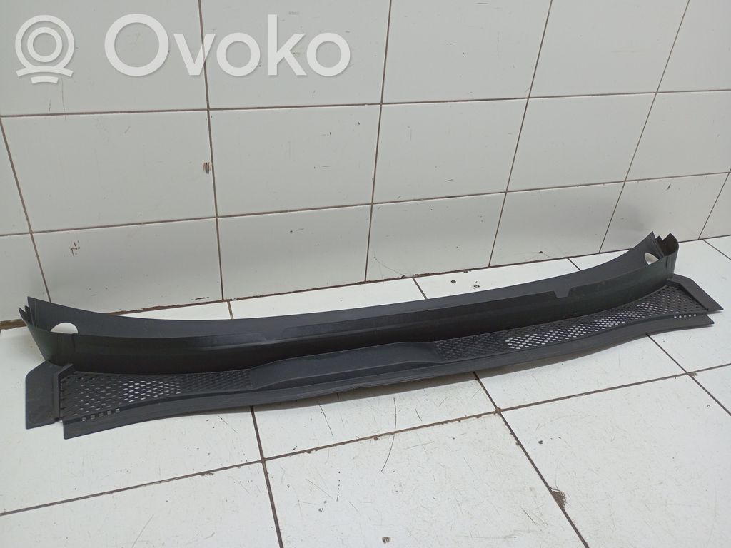 Wiper trim   10A819403