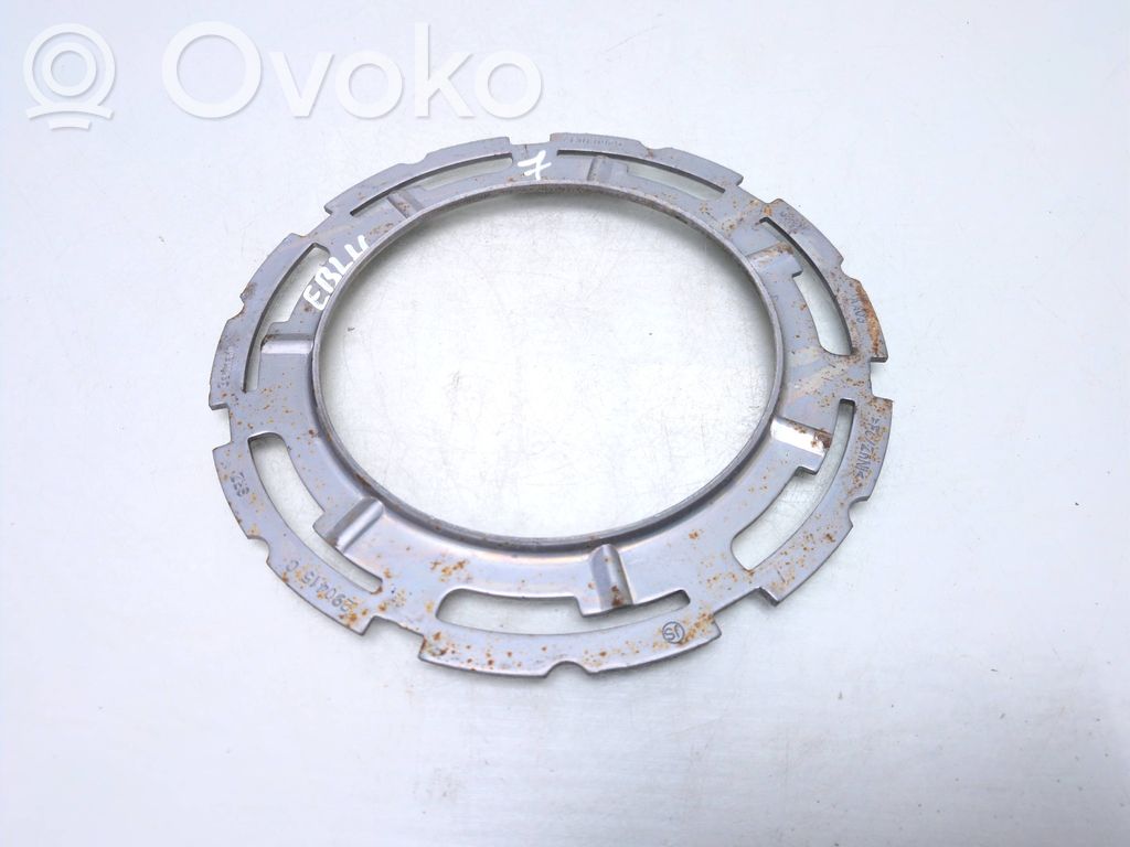 Audi A6 S6 C7 4G Anello/dado di bloccaggio della vite della pompa del carburante nel serbatoio