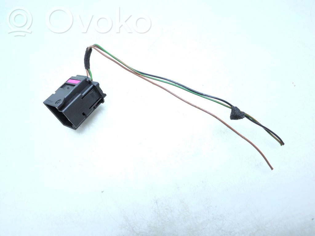 Otros cableados   4F0937743