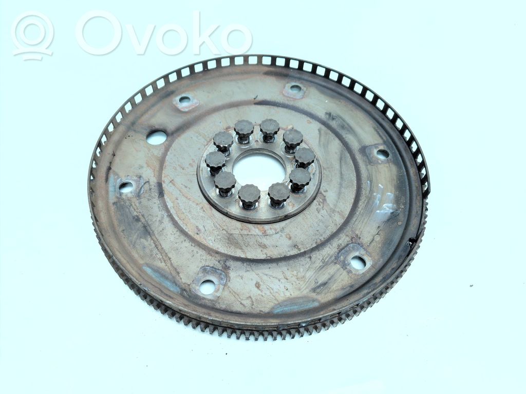 Vauhtipyörä   30677196