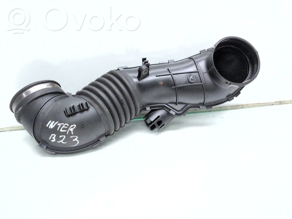 BMW 3 E92 E93 Välijäähdyttimen letku 