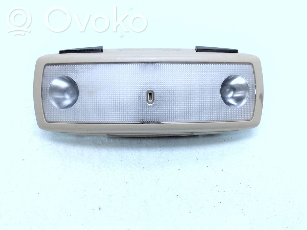 Takaistuimen valo   30659074,39859710