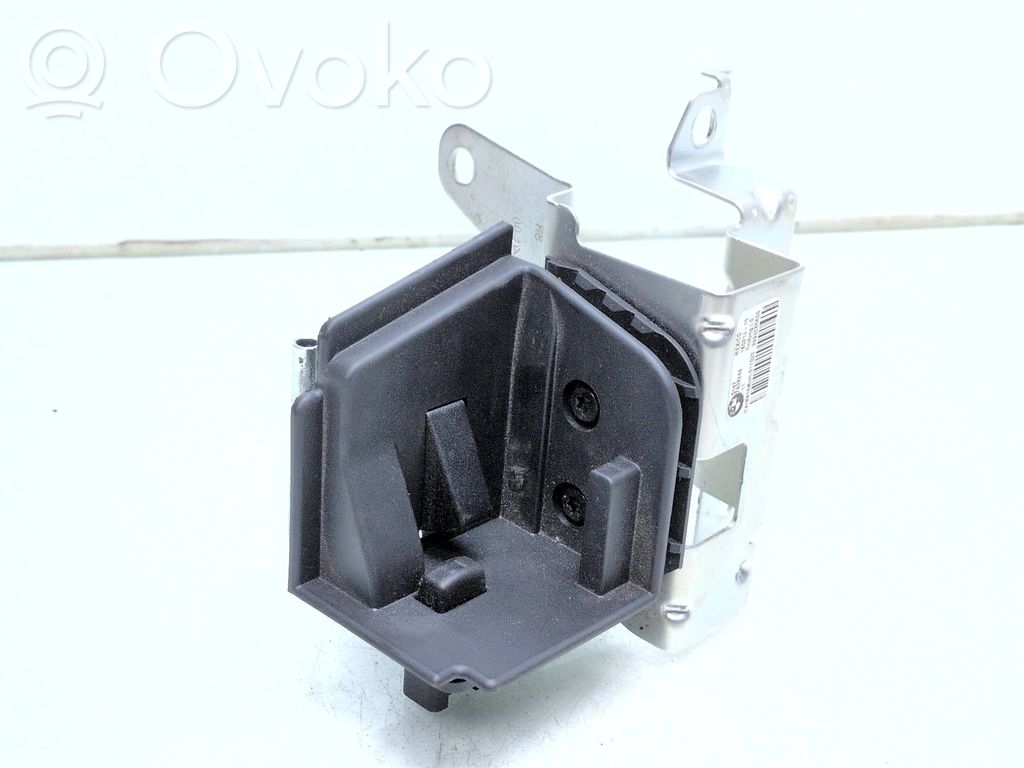 BMW X5 G05 Parcel shelf load cover mount bracket 