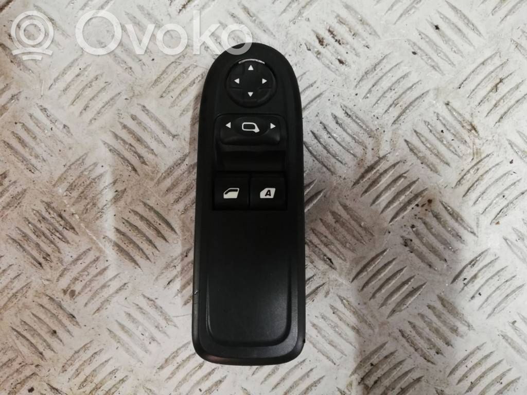 Citroen C3 Electric window control switch 