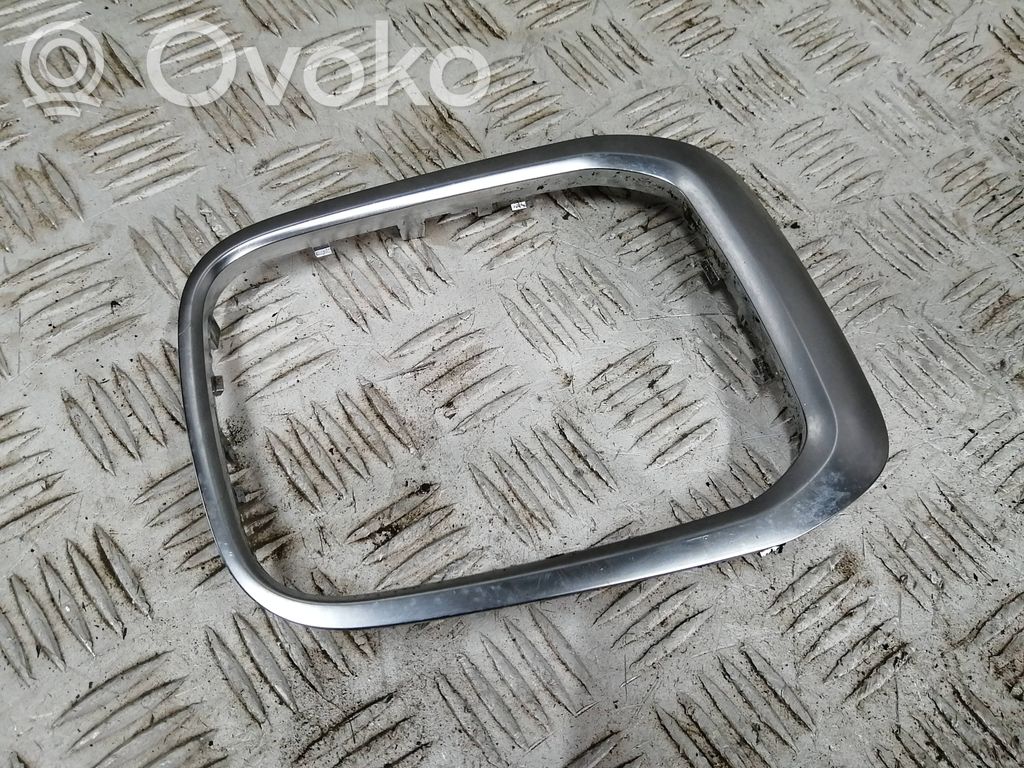 Renault Megane IV Consola de plástico de la palanca de cambios 