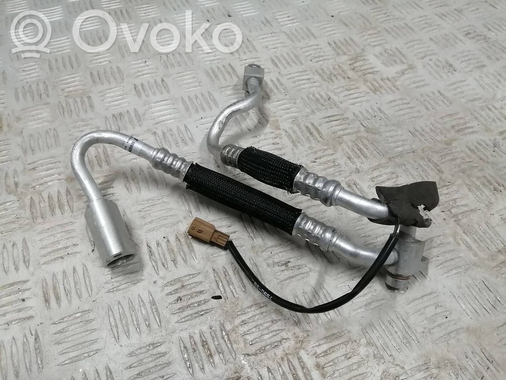 Air conditioning (A/C) pipe/hose   924925MZ2A