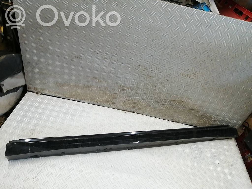 Renault Megane E-Tech Sill 