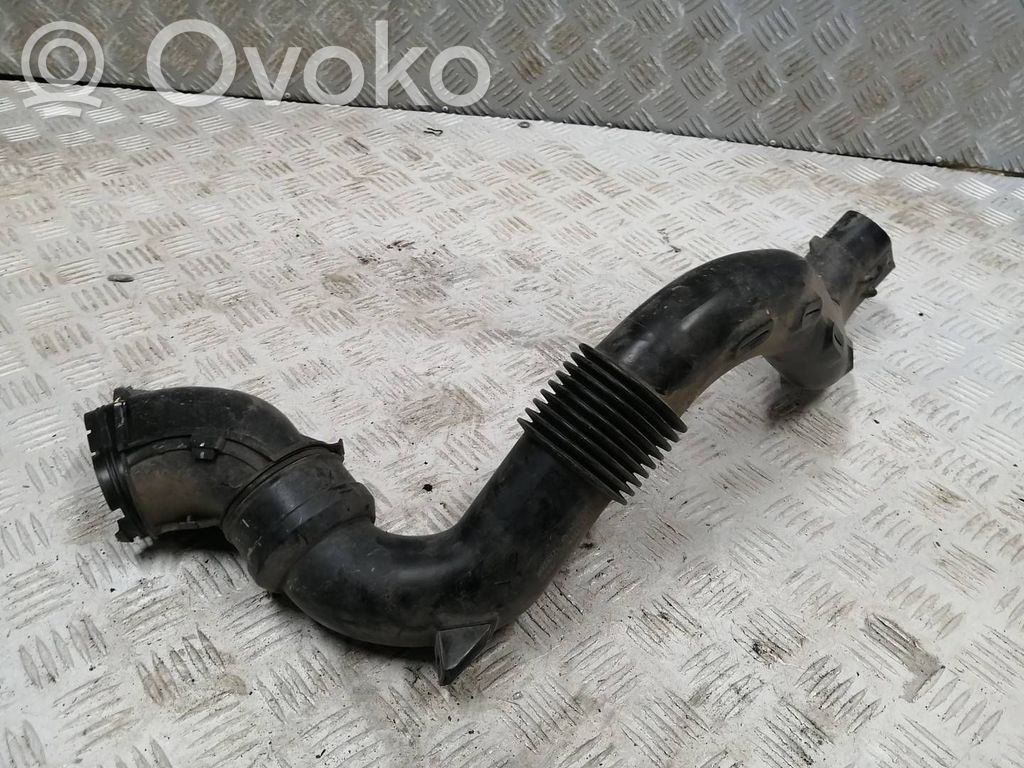 Renault Dacia Duster Część rury dolotu powietrza 