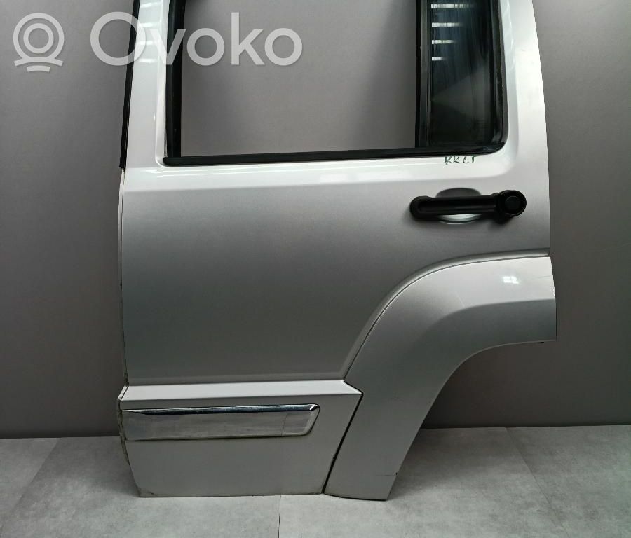 Jeep Cherokee IV KK Galinės durys 