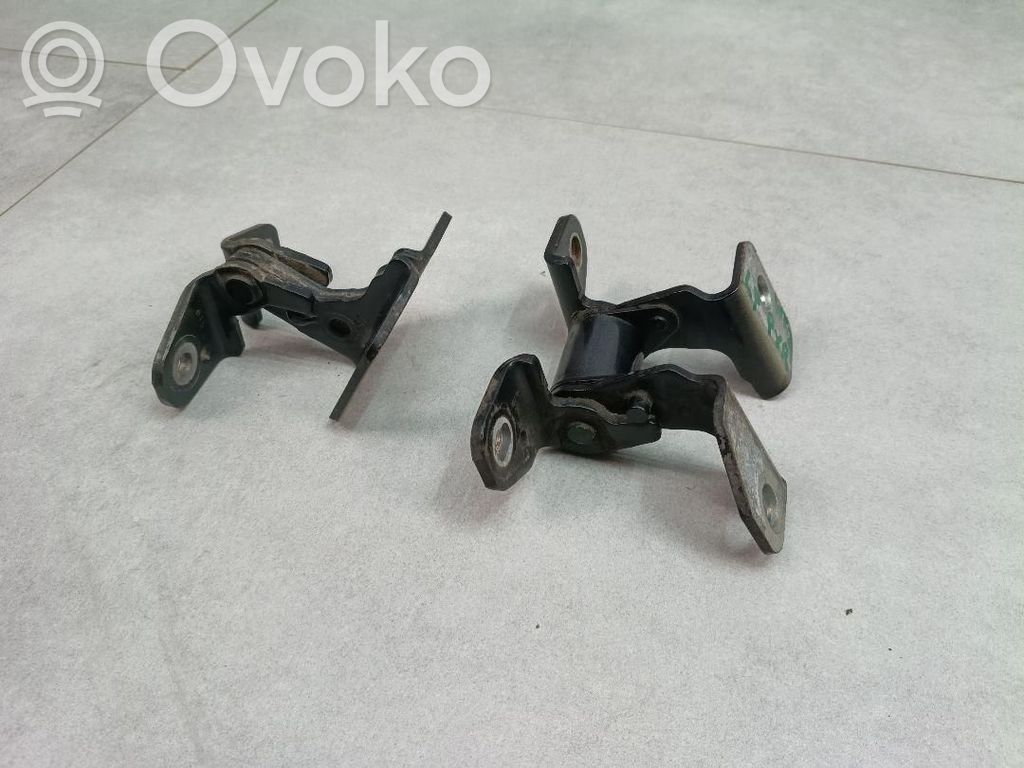 Jeep Grand Cherokee Priekinis vyrių komplektas 