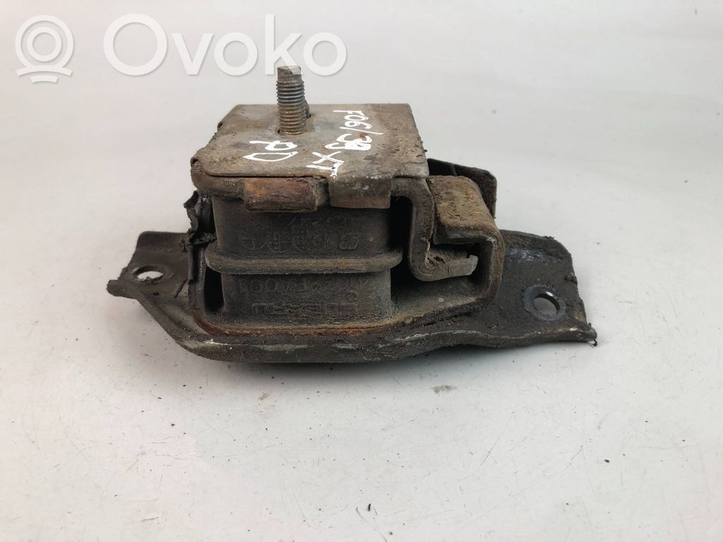 Engine mount bracket   41022FA091,41022AA310,41022AC110,41022FA090,41022FA092,41022FE050,41022FE060