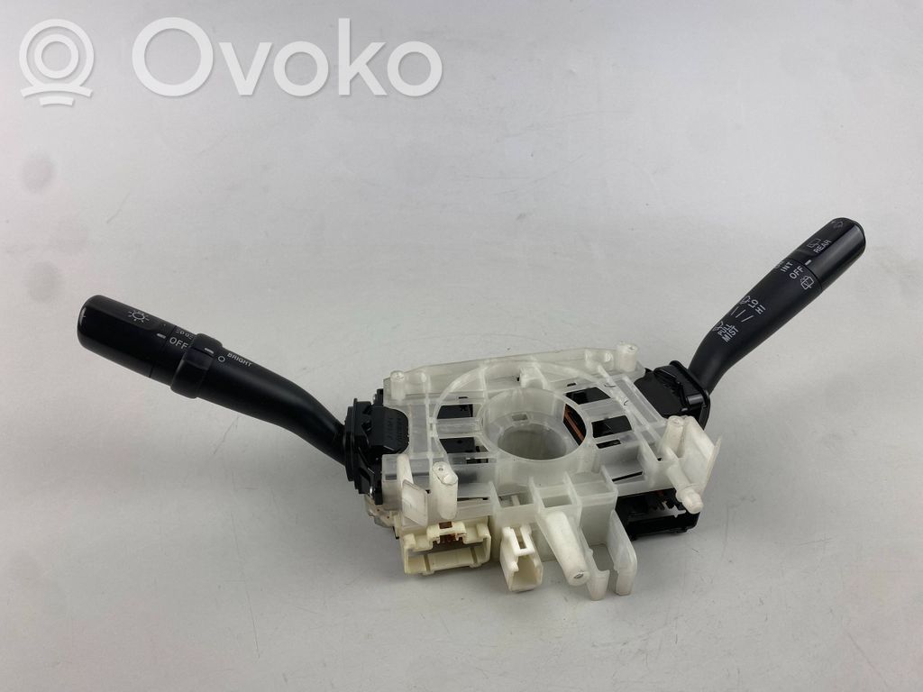 Subaru Forester SG Wiper turn signal indicator stalk/switch 