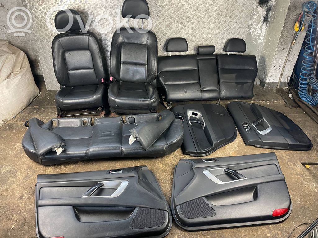 Interior set