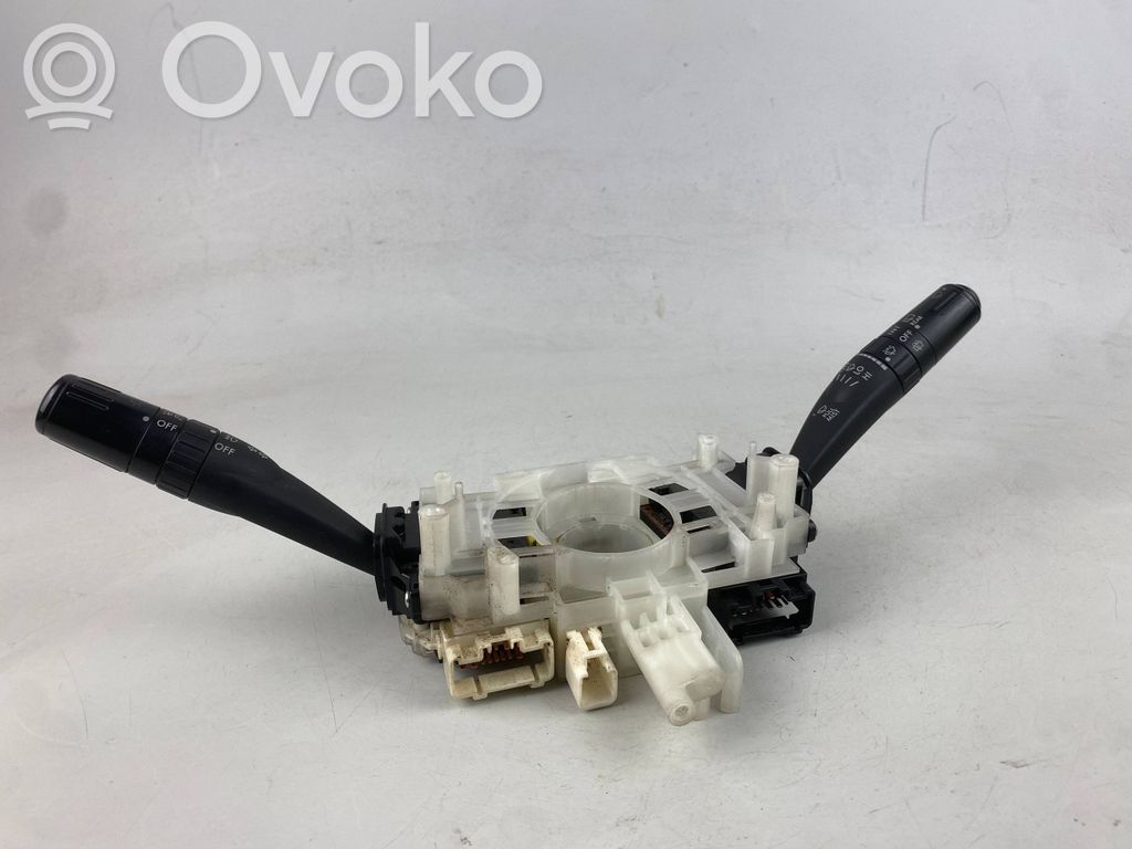 Subaru Outback Wiper turn signal indicator stalk/switch 