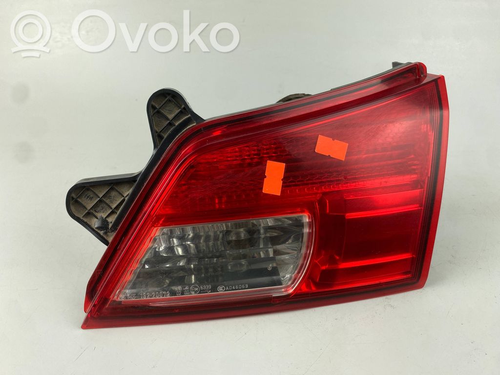 Subaru Legacy Tailgate rear/tail lights 