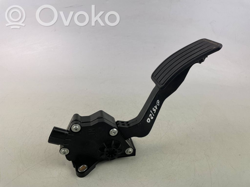Subaru Outback (BS) Kaasupoljin 