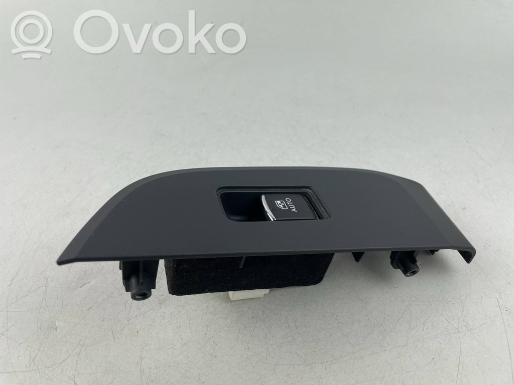 Subaru Outback (BS) Electric window control switch 