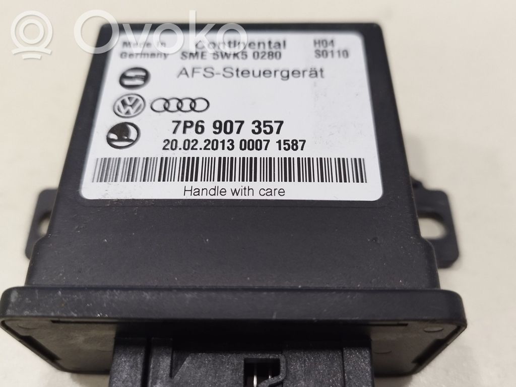 Volkswagen Touareg II Light module LCM 