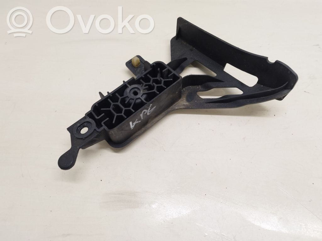 Porsche Cayenne (92A) Jacking socket point 