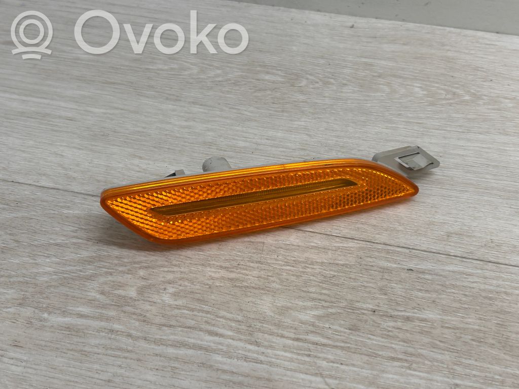 Porsche Cayenne (92A) Blinker vorne Stoßstange 
