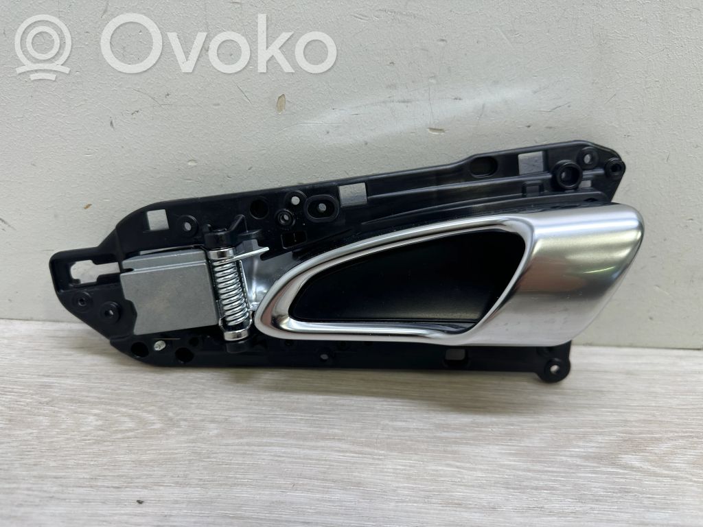 Porsche Cayenne (92A) Moldura del asa interior de la puerta trasera 