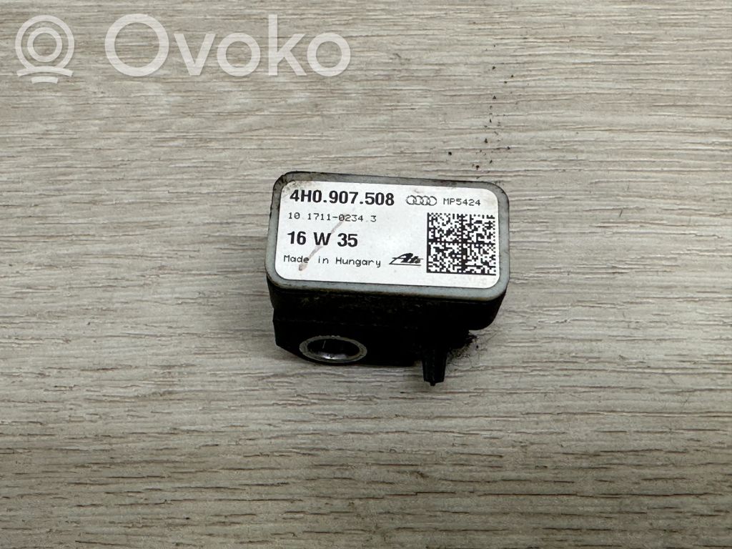Audi A8 S8 D4 4H Acceleration sensor 
